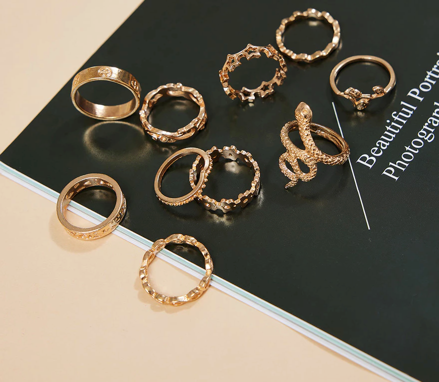Set de 10 Anillos Dorados Serpiente y Mix & Match | Ajustables | Moda Mujer